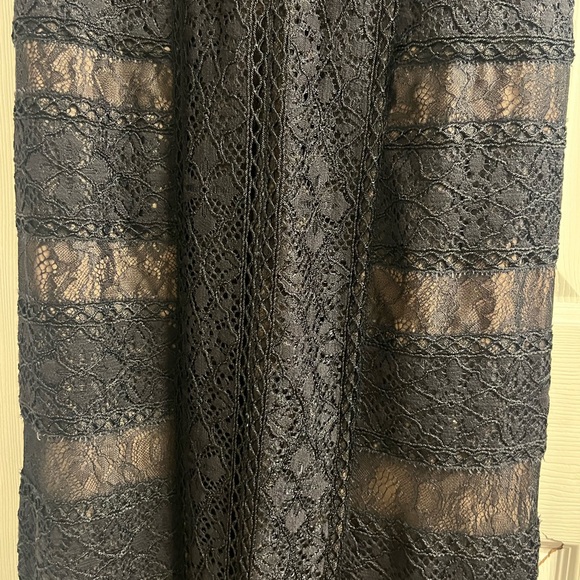 BCBG MaxAzria Black Lace Evening Gown Size 8 - Picture 6 of 15